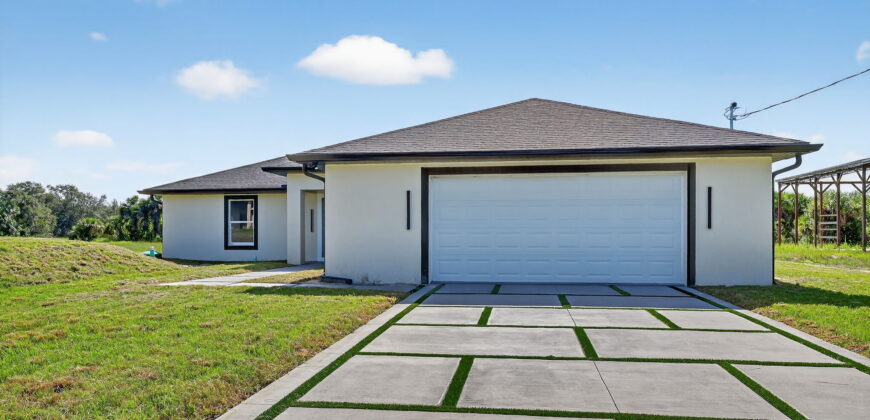 1706 Leroy Ave Lehigh Acres FL 33972