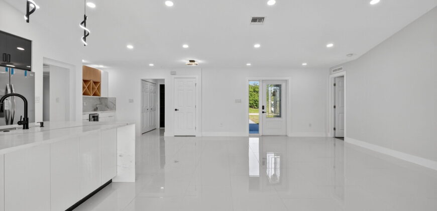 1706 Leroy Ave Lehigh Acres FL 33972
