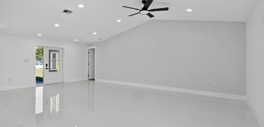 1706 Leroy Ave Lehigh Acres FL 33972
